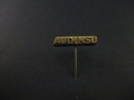 Audi NSU logo goudkleurig